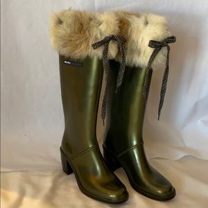 LAST CHANCE- Marc Jacobs rain boots with fur lining